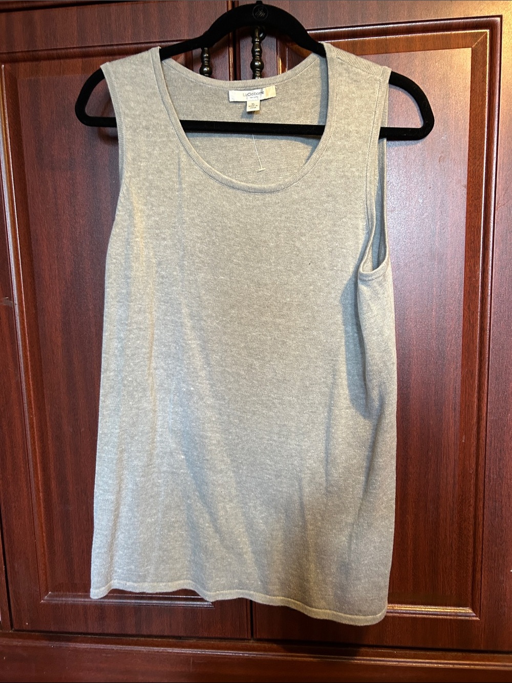 Liz Claiborne Gray Sleeveless Knit Tank Top